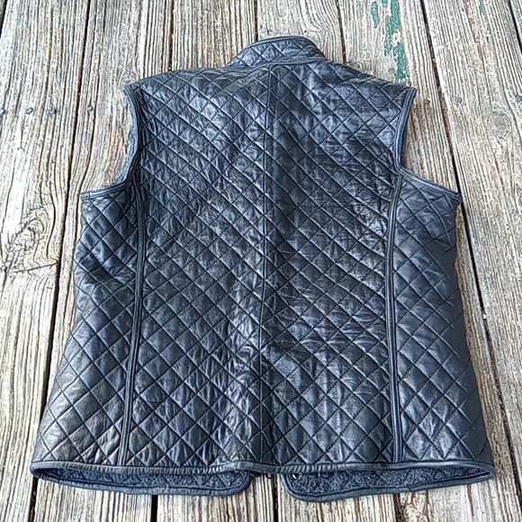 Quilted black real leather vest - Picture 2 of 7